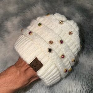 WHITE RHINESTONE BEANIE COLORFUL